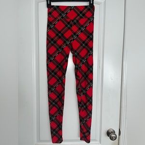 Small (3-5) Stretchy NOBO leggings